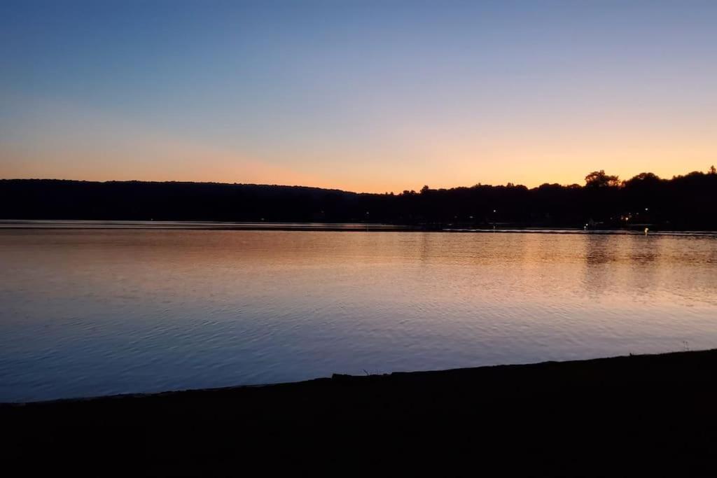 Serenity Sunset Brocton Exteriér fotografie